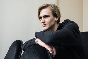 Klausinėti nepasakant atsakymo – M. Ivanauskas apie spektaklį pagal Platono „Dialogus“