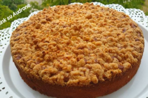 Obuolių pyragas su trupinių kepure: receptas, kuriuo verta dalintis