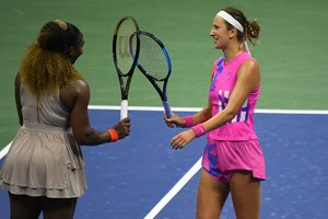V. Azarenka skėlė antausį S. Williams ir žais „US Open“ finale