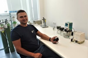 Štai kaip dantų technikas ir hidrologas tapo kolegomis – klaipėdiečius suvedė tikslumo siekis