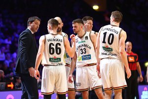 „Lietkabelis“ nepardavinės abonementų į savo areną