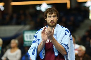 Simas Jasaitis keliasi į Alytų – žais „Dzūkijoje“