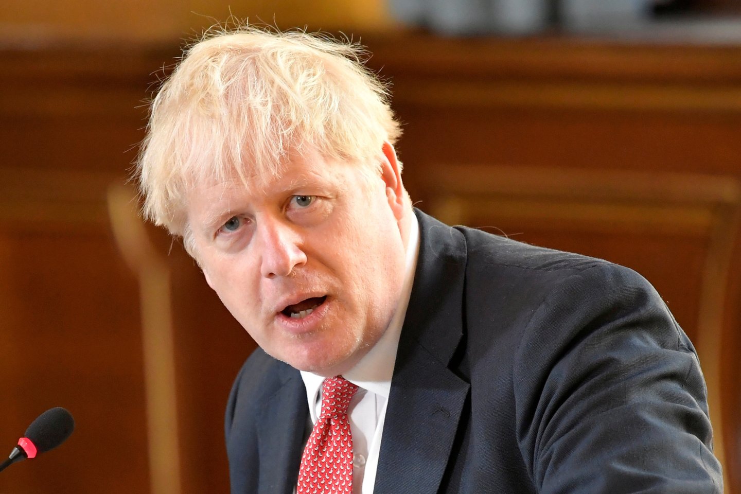 Borisas Johnsonas apkaltino ES planuojant įvesti maisto „blokadą“ tarp JK ir Šiaurės Airijos, praneša AFP.<br>Reuters/Scanpix nuotr.