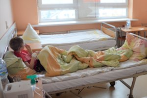 Savanoriai apie sergančius vaikus: emocinė sveikata liko pandemijos šešėlyje