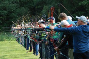 Naujo šaudymo iš lanko aikštyno Pagiriuose atidarymas pažymėtas Lietuvos rekordais