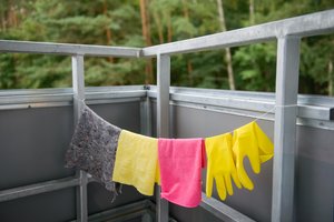 Lietuviai neskuba kelti sparnų iš tėvų namų. Kodėl ir ar tai gerai?