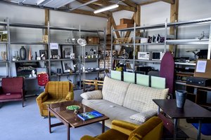 Apžvelgė, ką žmonės tempia į surinkimo aikšteles: atliekų daugėja, atsikratoma įvairiausiais daiktais