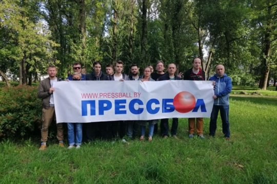 Baltarusijos valdžiai neįtiko ir sporto žurnalistas – pasodino už grotų 15 parų