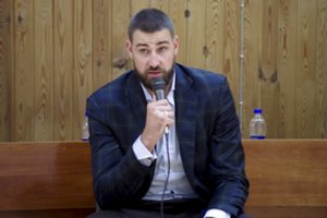 Atostogaujantį J. Valančiūną kamuoja nežinia – Lietuvoje gali užsibūti ilgiau nei planavo