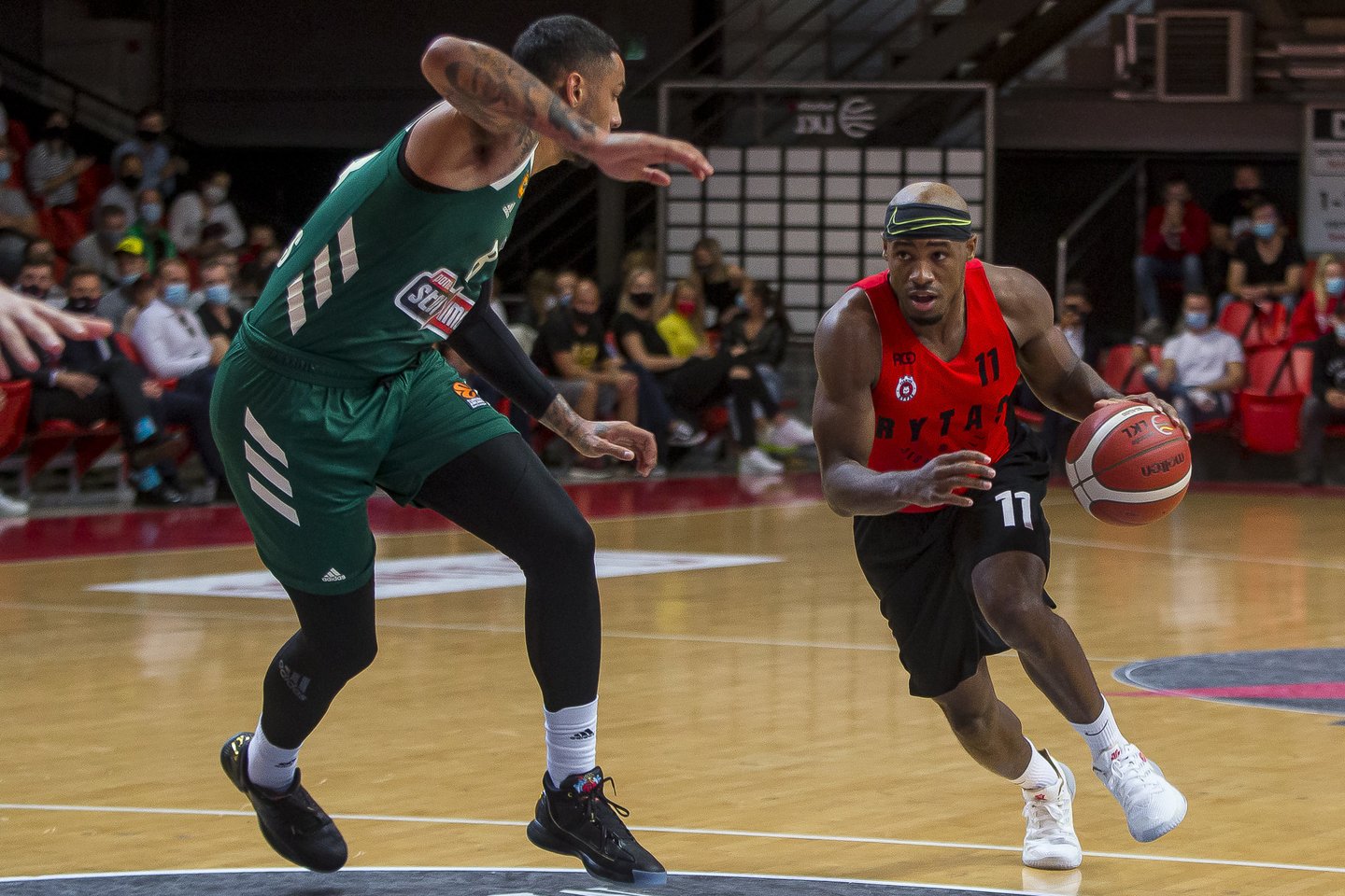 Vilniaus „Rytas“ baigė pasirengimą sezonui rungtynėmis su Atėnų „Panathinaikos“.<br> Roko Lukoševičiaus nuotr.