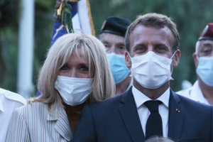 Oficialu: Lietuvoje lankysis Prancūzijos prezidentas su pirmąja ponia