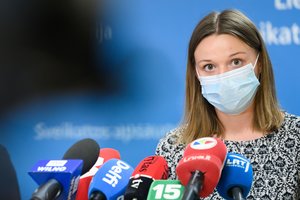 Išaiškino, kaip reikia elgtis nustačius COVID-19 ligos atvejį ugdymo įstaigoje