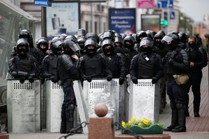 Baltarusijos policija teigia, kad buvo nutekinti šimtų pareigūnų asmeniniai duomenys