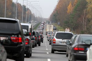 Naujų automobilių pardavimų smukimas Lietuvoje – vienas mažiausių ES