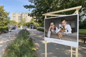 Vilniuje – fotografijų paroda, kviečianti susipažinti su socialinių būstų gyventojais