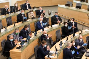 Seimas leido atleisti Apeliacinio teismo teisėją A. Kruopį, L. Žukausko atleidimas įstrigo