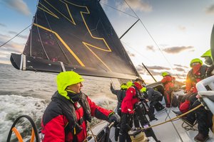 Išskirtinė dvikova Baltijos jūroje: Lietuvos „Ambersail 2“ susirungs su identiška „Sailing Poland“ jachta