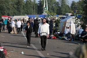 Beveik visi žydų chasidų piligrimai paliko Ukrainos pasienį