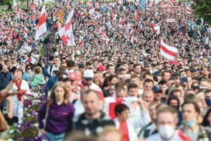 Minsko prokurorai ieško protestuotojų, dalyvaujančių akcijose su vaikais