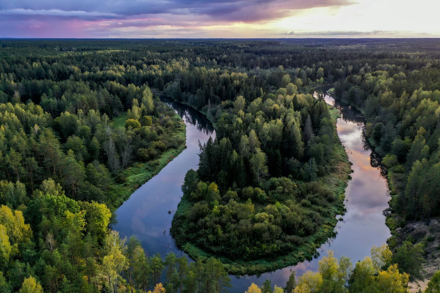 Gražiosios Lietuvos upė: Šventosios upė.<br>V.Ščiavinsko nuotr.