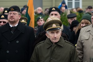 Kryžkalnyje atidengtas monumentas Lietuvos partizanams – kovotojams už šalies nepriklausomybę