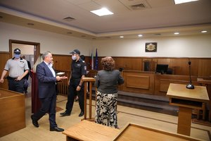 Bulgarijos teismas du vyrus nuteisė kalėti iki gyvos galvos dėl atakos prieš turistus