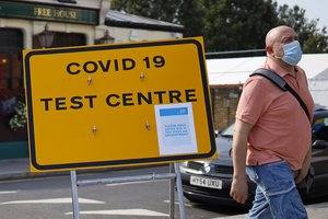 Britai perspėjami griežtai laikytis koronaviruso prevencijos priemonių