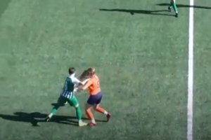 Aistros Lietuvos moterų A lygoje: „Žalgirio“ kapitonė smogė varžovei