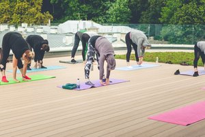 Specialistai perspėjo: mažai judantiems biurų darbuotojams trumpėja raumenys