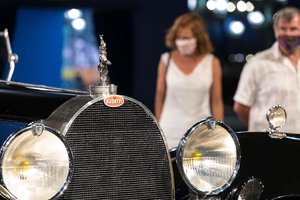 „Volkswagen“ slapta derasi dėl prekės ženklo „Bugatti“ pardavimo  