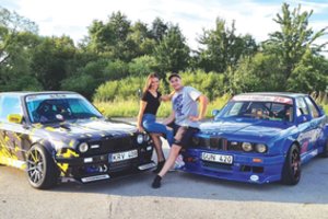 Po vestuvių – į lenktynių trasą: šonaslydžio asas pareigūnų akiratyje atsidūrė vos vienuolikos