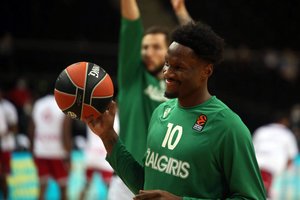 Be staigmenų: „Žalgiris“ nepasigailėjo „Dzūkijos“ krepšininkų