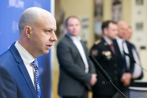 Po koronaviruso protrūkio Lietuvoje – A. Verygos kreipimasis ir R. Lingienės pripažinimas: antroji banga prasidėjo