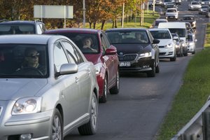 Tyrimas atskleidė, kiek laiko trunkančiose kelionėse rizika patekti į avariją – didžiausia