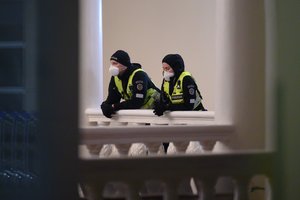 Atnaujintas koronaviruso paveiktų šalių sąrašas: įtrauktos 5 naujos valstybės, Estijai ir Lenkijai numatytos išimtys