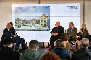 Radvilų palikuonis Vilniuje atkuriamuose rūmuose nenori istorinės butaforijos