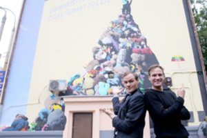 Broliai menininkai Gataveckai jungiasi prie paramos akcijos tėvams