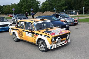 Vienos seniausių varžybų aistruolius žavėjo automobiliais, kurių keliuose nebematyti