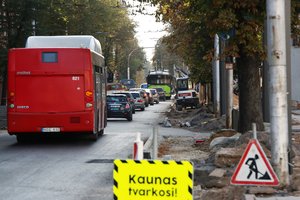 Vienos gatvės rekonstrukcija kauniečius nustebins – automobilius veja lauk