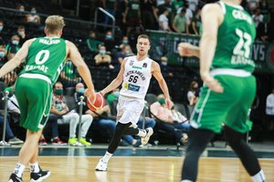 LKL staigmena: trečiajame kėlinyje sugriuvęs „Žalgiris“ neatsikėlė po galingų „Lietkabelio“ smūgių