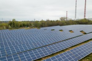 „Ignitis gamyba“ įrengė didžiausią saulės elektrinę Lietuvoje