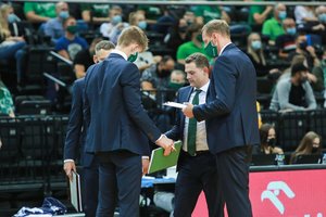 Po „Žalgirio“ pralaimėjimo pasipylė akmenys į M. Schillerio daržą: ekspertai kilnoja antakius