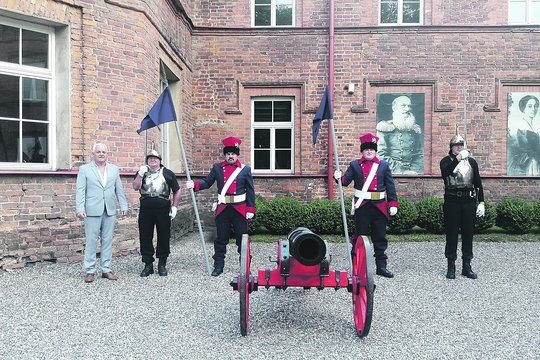 Aiškinosi, kas yra patranka – meno kūrinys ar ginklas