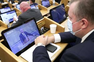 Koronavirusas paralyžiavo Rusijos Valstybės Dūmos darbą: ligoninėje beveik dvidešimt parlamentarų