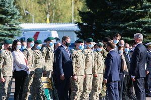 R. Karoblis po susitikimo su Prancūzijos gynybos ministre: buvo kalbėta apie grėsmes saugumui