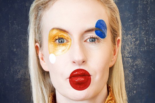 Laukine mergina tituluojama kompozitorė, dainininkė ir improvizatorė atvyksta į Vilnių 