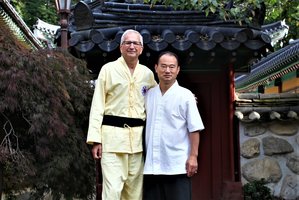 Tūkstantmečius skaičiuojantis kuksando į Lietuvą ėjo per Himalajų kalnus