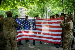 JAV ekonomikos nuosmukis – rekordinis: tokio didžiulio kritimo šalis nepamena