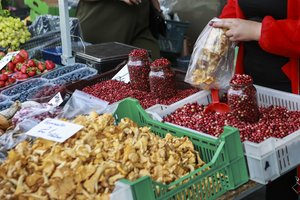 Užsukusi į turgų kas kartą susierzina: „Tai, ką daro pardavėjai – tikrai nemalonu“