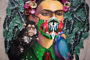 Lotynų Amerikos kultūros festivalis „In Latino“: kultūros įkvėpimai ir kauke pasipuošusi Frida